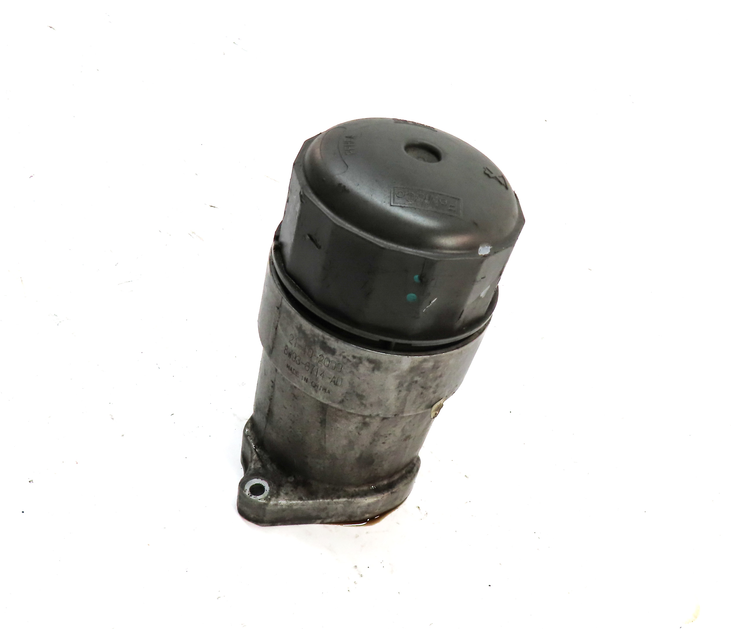 2010 RANGE ROVER (L322) 5.0L NON-SUPER ENGINE OIL FILTER HOUSING w/ CAP — exact item pictured